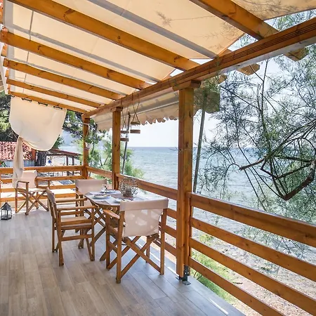 Romantic Skála Kallirákhis